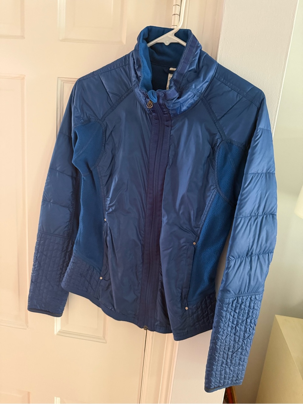 lululemon athletica Women's Blue Quilted Hybrid Jacket